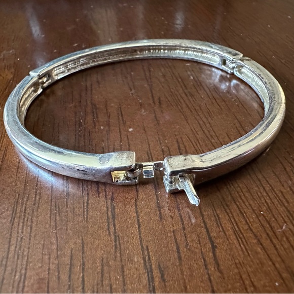 Silvertone Avon CZ Pave Diamond Bracelet - Picture 8 of 10